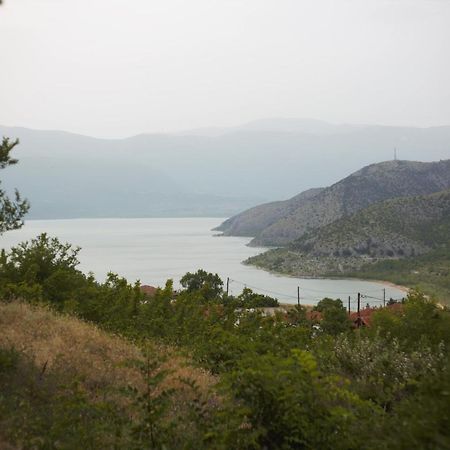 Countryside Cottage With Garden & Lake View Peraia  Экстерьер фото
